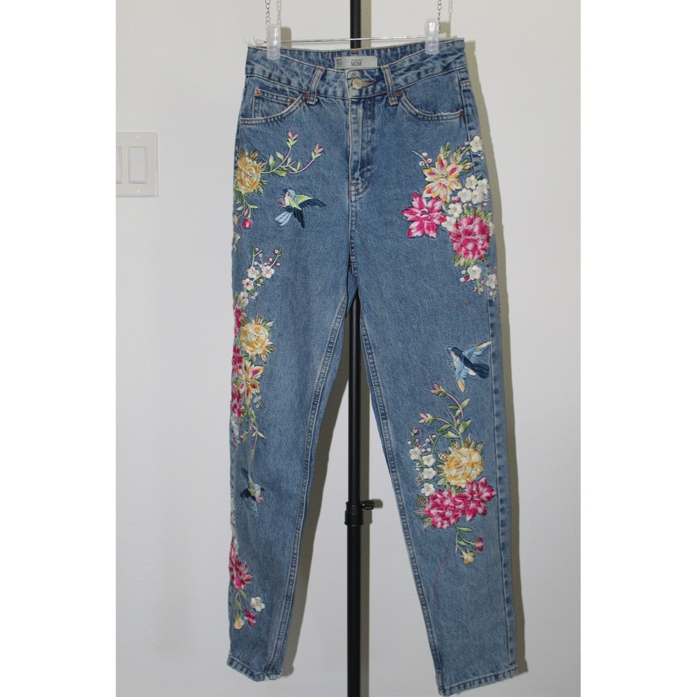 Topshop Moto Mom Jeans 25x32 Floral Hummingbird Embroidered High Rise No Stretch